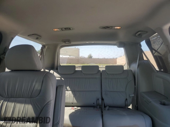 2007 Honda Odyssey Touring z VIN 5FNRL38857B041567, wystawiony jako Copart lot #49644435 z przebiegiem 219 052 mil mil oraz Szkoda całkowita • Salvage title. Historia ofert i sprzedaży dostępna na DreamBid. Obrazek 10.