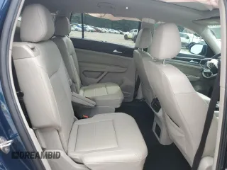 2022 Volkswagen Atlas SE z VIN 1V2KR2CA7NC557362, wystawiony jako Copart lot #60083205 z przebiegiem 64 642 mil mil oraz Szkoda całkowita • Salvage title. Historia ofert i sprzedaży dostępna na DreamBid. Obrazek 11.