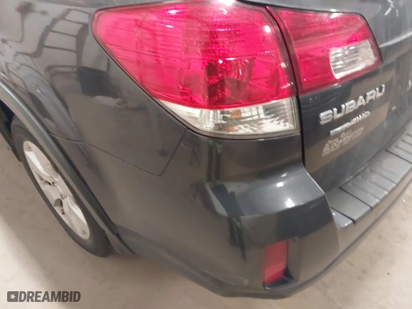 2010 Subaru Outback Premium All-Weather with VIN 4S4BRCCC2A3317473, listed as a IAAI auction lot 42039446 with 164,912 mi miles. Bid and sale history available at carsss.com. Image 6.