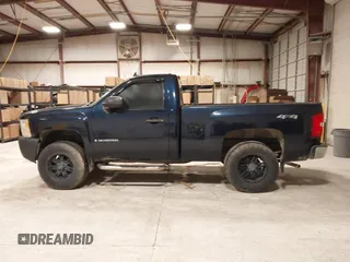 2008 Chevrolet Silverado 1500 1LT with VIN 1GCEK14038Z264630, listed as a IAAI auction lot 41568850 with 167,456 mi miles and . Bid and sale history available at DreamBid. Image 14.