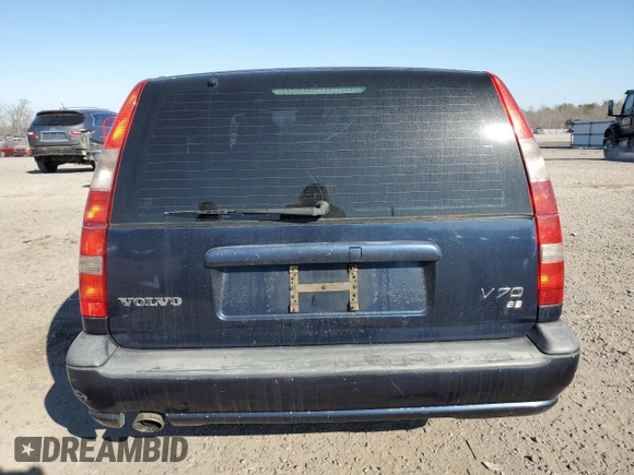 2000 Volvo V70 with VIN YV1LW61J1Y2697727, listed as a Copart auction lot 42295845 with 236,298 mi miles and Salvage Title. Bid and sale history available at carsss.com. Image 6.