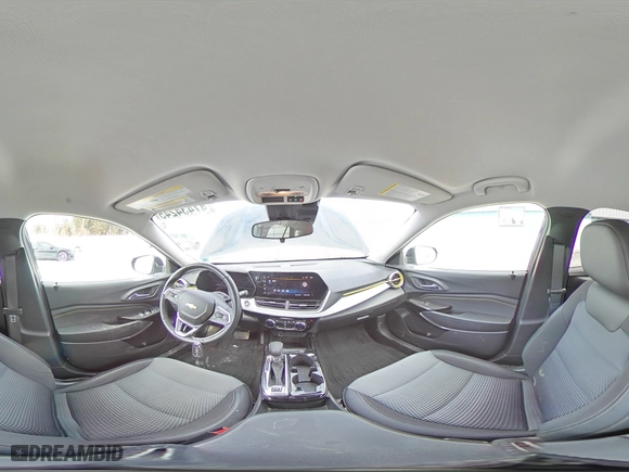 2024 Chevrolet Trax LT with VIN KL77LHE27RC023931, listed as a Copart auction lot 47434245 with 13,686 mi miles and Salvage Title. Bid and sale history available at carsss.com. Image 14.