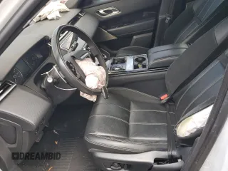 2020 Land Rover Range Rover Velar R-Dynamic S z VIN SALYK2FV3LA272299, wystawiony jako Copart lot #46223925 z przebiegiem 49 587 mil mil oraz Szkoda całkowita • Salvage title. Historia ofert i sprzedaży dostępna na DreamBid. Obrazek 7.