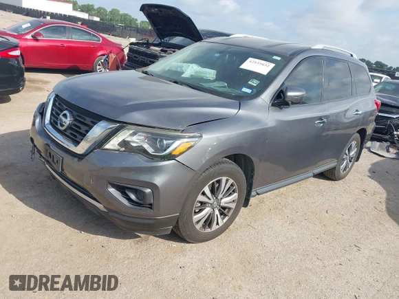 2017 Nissan Pathfinder SV z VIN 5N1DR2MN2HC611842, wystawiony jako IAAI lot #42535832 z przebiegiem 154 908 mil mil oraz . Historia ofert i sprzedaży dostępna na DreamBid. Obrazek 2.