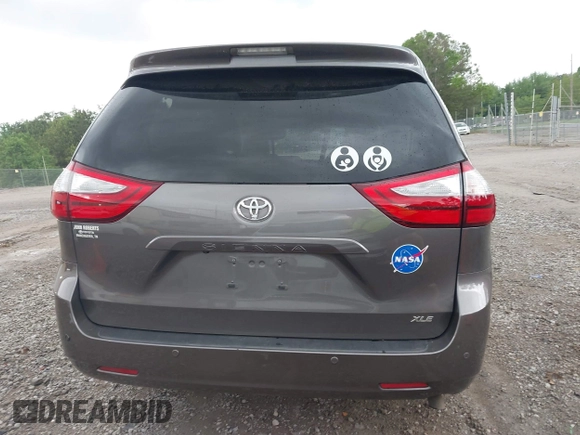 2016 Toyota Sienna XLE with VIN 5TDYK3DC8GS721290, listed as a IAAI auction lot 42127035 with 142,150 mi miles and . Bid and sale history available at DreamBid. Image 16.