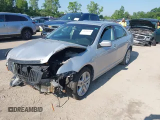 2010 Mercury Milan with VIN 3MEHM0HAXAR636168, listed as a IAAI auction lot 42650118 with 102,418 mi miles and . Bid and sale history available at DreamBid. Image 2.