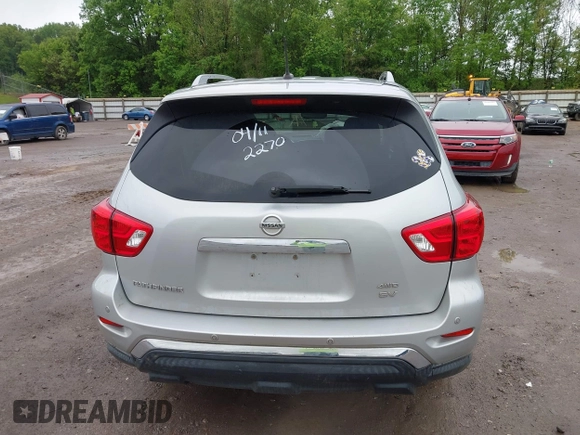 2018 Nissan Pathfinder S z VIN 5N1DR2MM8JC602270, wystawiony jako IAAI lot #42118978 z przebiegiem 114 854 mil mil oraz . Historia ofert i sprzedaży dostępna na DreamBid. Obrazek 16.