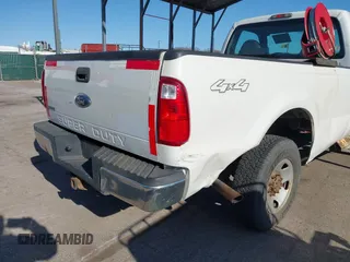 2010 Ford F-250 XL with VIN 1FTNF2B52AEA46040, listed as a IAAI auction lot 41666939 with 152,878 mi miles and . Bid and sale history available at DreamBid. Image 6.