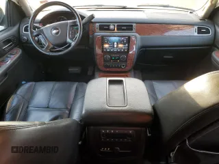 2008 Chevrolet Suburban LT w/2LT with VIN 3GNFK16348G184210, listed as a Copart auction lot 88484595 with 250,192 mi miles and Salvage Title. Bid and sale history available at carsss.com. Image 8.
