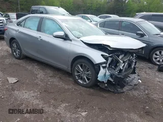 2017 Toyota Camry XLE z VIN 4T1BF1FK9HU349597, wystawiony jako IAAI lot #41857062 z przebiegiem 40 898 mil mil oraz . Historia ofert i sprzedaży dostępna na DreamBid. Obrazek 1.