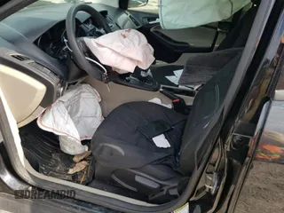 2015 Ford Focus SE with VIN 1FADP3F23FL227610, listed as a Copart auction lot 48946215 with Not provided miles and Salvage title. Bid and sale history available at DreamBid. Image 7.