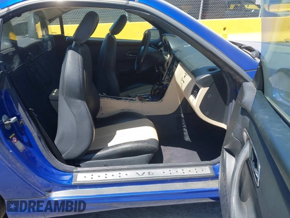 2001 Mercedes-Benz SLK 230/320 with VIN WDBKK65F11F189774, listed as a IAAI auction lot 42443314 with 228,078 mi miles and . Bid and sale history available at DreamBid. Image 5.