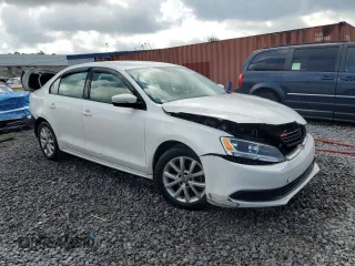 2012 Volkswagen Jetta SE z VIN 3VWDP7AJ5CM422888, wystawiony jako Copart lot #61438925 z przebiegiem 176 450 mil mil oraz Szkoda całkowita • Salvage title. Historia ofert i sprzedaży dostępna na DreamBid. Obrazek 4.