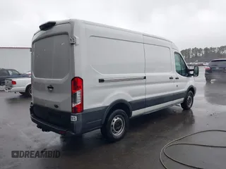 2018 Ford Transit with VIN 1FTBW2CMXJKA90555, listed as a IAAI auction lot 41539215 with 87,913 mi miles and . Bid and sale history available at DreamBid. Image 4.