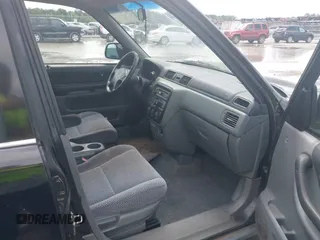 1998 Honda CR-V EX z VIN JHLRD1862WC059622, wystawiony jako IAAI lot #42350232 z przebiegiem 265 780 mil mil oraz . Historia ofert i sprzedaży dostępna na DreamBid. Obrazek 5.