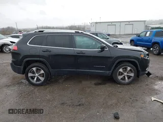 2019 Jeep Cherokee Limited with VIN 1C4PJMDX4KD251190, listed as a IAAI auction lot 41971282 with 28,207 mi miles and . Bid and sale history available at DreamBid. Image 14.