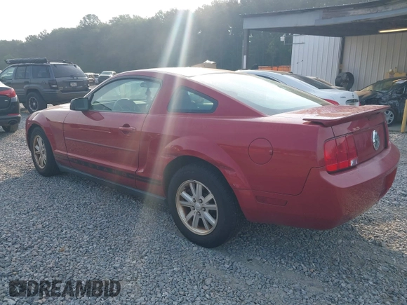 2008 Ford Mustang Deluxe with VIN 1ZVHT80N085207259, listed as a IAAI auction lot 42576121 with 122,089 mi miles and . Bid and sale history available at DreamBid. Image 3.