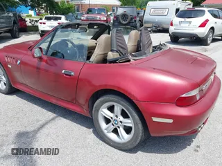 2002 BMW Z3 2.5 z VIN 4USCN33472LM06416, wystawiony jako IAAI lot #42294983 z przebiegiem 175 772 mil mil oraz . Historia ofert i sprzedaży dostępna na DreamBid. Obrazek 6.