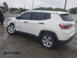2018 Jeep Compass Latitude with VIN 3C4NJCBB9JT495368, listed as a IAAI auction lot 42232226 with 44,143 mi miles and . Bid and sale history available at DreamBid. Image 3.
