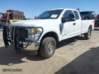 2018 Ford Super Duty F-250 SRW XL with VIN 1FT7X2BT7JEB31878, listed as a IAAI auction lot 41852187 with 230,879 mi miles. Bid and sale history available at carsss.com. Image 19.