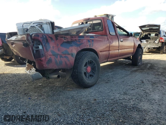 1999 Toyota Tacoma PreRunner with VIN 4TASM92N4XZ408724, listed as a Copart auction lot 84142794 with 118,637 mi miles and Non repairable. Bid and sale history available at DreamBid. Image 3.