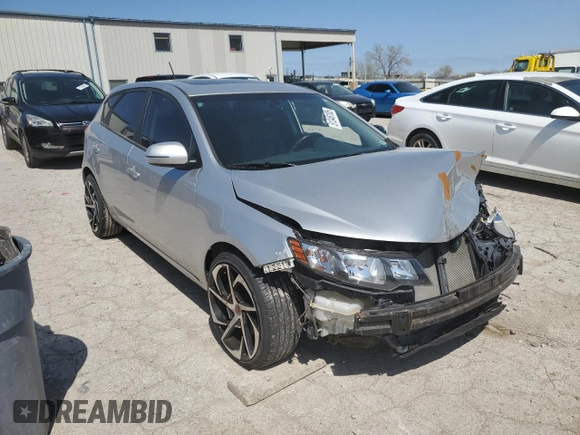 2011 Kia Forte SX с VIN KNAFW5A31B5413515, выставлен на аукционе Copart как лот 51346105 с пробегом Не указан миль и Чистый • Clean title. История ставок и продаж доступна на DreamBid. Изображение 4.