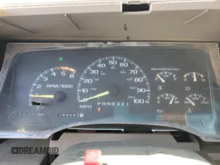 1996 GMC Sierra 1500 with VIN 1GTHC33J4TF010466, listed as a Copart auction lot 48392195 with 143,267 mi miles and Salvage Title. Bid and sale history available at DreamBid. Image 9.