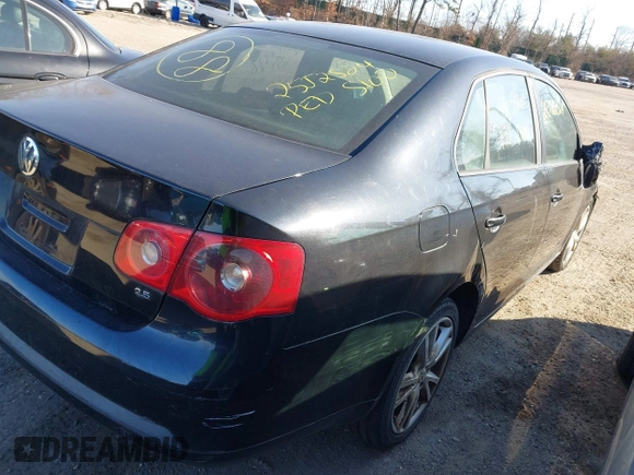 2006 Volkswagen Jetta Sedan Value Edition with VIN 3VWPF71KX6M792523, listed as a IAAI auction lot 41766781 with 999,999 mi miles. Bid and sale history available at carsss.com. Image 4.