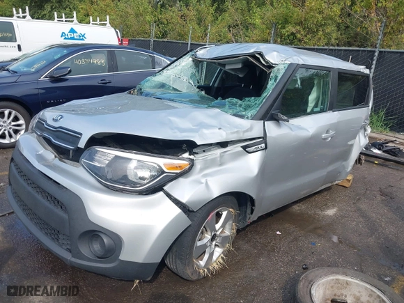 2019 Kia Soul with VIN KNDJN2A24K7018268, listed as a IAAI auction lot 40324198 with 84,432 mi miles. Bid and sale history available at carsss.com. Image 2.