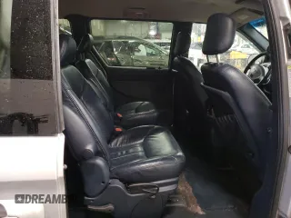 2001 Chrysler Town & Country LXi with VIN 2C8GP54L81R305070, listed as a Copart auction lot 42321265 with Not Provided miles and Salvage Title. Bid and sale history available at DreamBid. Image 11.