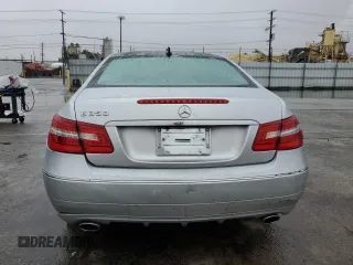 2013 Mercedes-Benz E 350 with VIN WDDKJ5KB7DF190650, listed as a Copart auction lot 44442755 with 194,823 mi miles and Salvage title. Bid and sale history available at DreamBid. Image 6.