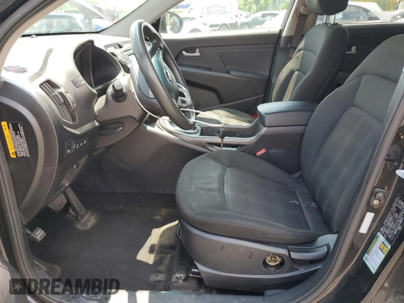 2013 Kia Sportage LX z VIN KNDPBCA27D7489178, wystawiony jako Copart lot #59559795 z przebiegiem 183 659 mil mil oraz Szkoda całkowita • Salvage title. Historia ofert i sprzedaży dostępna na DreamBid. Obrazek 7.