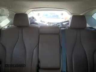 2019 Acura RDX Technology с VIN 5J8TC2H57KL015064, выставлен на аукционе Copart как лот 54500695 с пробегом Не указан миль и Списание • Salvage title. История ставок и продаж доступна на DreamBid. Изображение 10.
