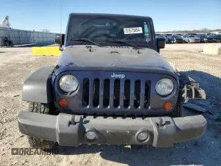 2013 Jeep Wrangler Unlimited Rubicon 10th Anniversary с VIN 1C4HJWFG7DL559539, выставлен на аукционе Copart как лот 81675894 с пробегом 99 425 миль миль и Списание • Salvage title. История ставок и продаж доступна на DreamBid. Изображение 5.