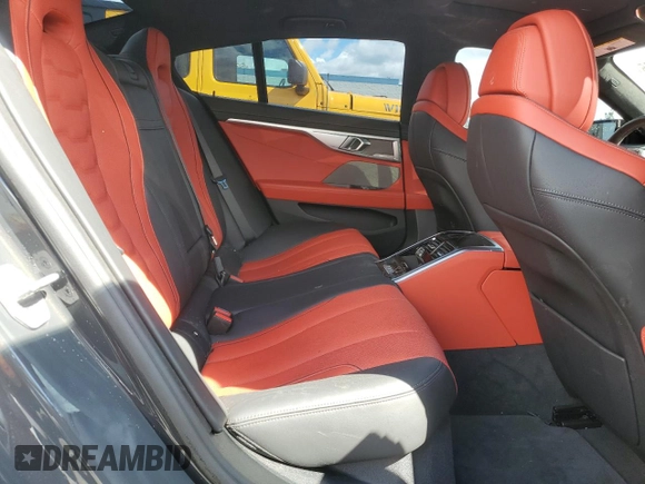 2025 BMW 8 Series M850i with VIN WBAGV8C07SCT18237, listed as a Copart auction lot 49277375 with 750 mi miles and Salvage title. Bid and sale history available at DreamBid. Image 10.