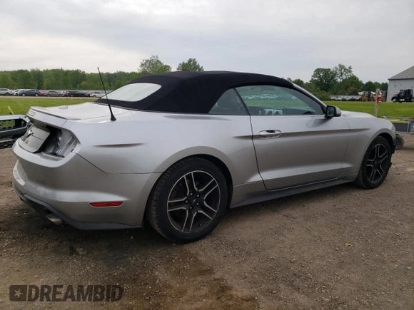 2021 Ford Mustang EcoBoost z VIN 1FATP8UH3M5106268, wystawiony jako Copart lot #56939595 z przebiegiem 114 877 mil mil oraz Szkoda całkowita • Salvage title. Historia ofert i sprzedaży dostępna na DreamBid. Obrazek 3.