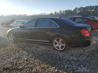 2010 Mercedes-Benz S-Class S 550 with VIN WDDNG7BB4AA292178, listed as a Copart auction lot 46832075 with 152,673 mi miles and Salvage Title. Bid and sale history available at carsss.com. Image 2.