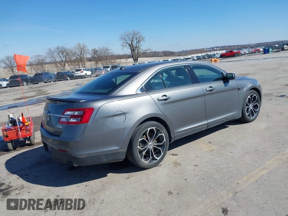2013 Ford Taurus SHO с VIN 1FAHP2KT0DG220825, выставлен на аукционе IAAI как лот 41851095 с пробегом 163 797 миль миль и . История ставок и продаж доступна на DreamBid. Изображение 4.