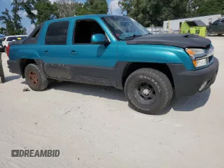 2003 Chevrolet Avalanche with VIN 3GNEC13TX3G175372, listed as a Copart auction lot 68082774 with 256,954 mi miles and Non Repairable. Bid and sale history available at DreamBid. Image 4.