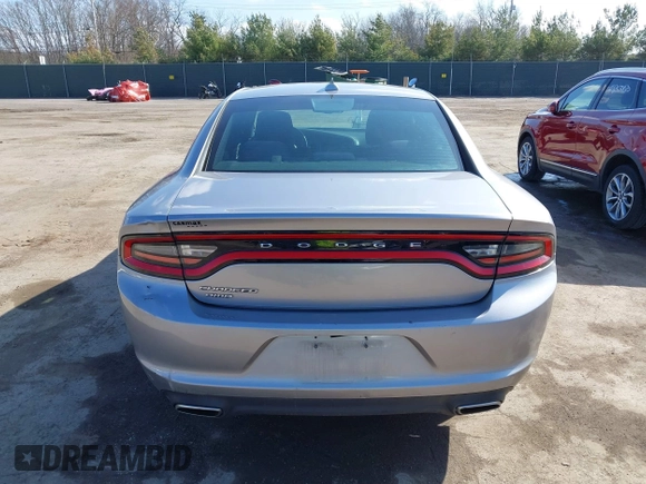 2015 Dodge Charger SXT z VIN 2C3CDXJG3FH754900, wystawiony jako IAAI lot #41850117 z przebiegiem 177 570 mil mil oraz . Historia ofert i sprzedaży dostępna na DreamBid. Obrazek 17.