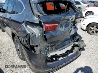 2018 BMW X1 xDrive28i with VIN WBXHT3C37J5K31096, listed as a Copart auction lot 62701112 with 40,361 mi miles. Bid and sale history available at carsss.com. Image 9.