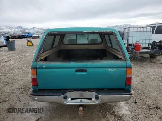 1998 Toyota Tacoma z VIN 4TANL42N6WZ034120, wystawiony jako Copart lot #48903775 z przebiegiem 247 982 mil mil oraz Czysty tytuł • Clean title. Historia ofert i sprzedaży dostępna na DreamBid. Obrazek 6.