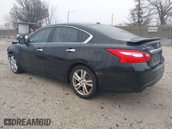2016 Nissan Altima SR with VIN 1N4BL3AP6GC131204, listed as a IAAI auction lot 41091612 with 114,239 mi miles and . Bid and sale history available at carsss.com. Image 3.