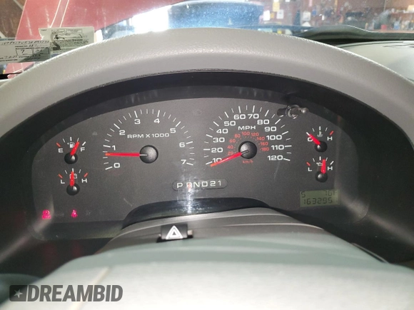 2007 Ford F-150 XLT with VIN 1FTPX14V57FB83733, listed as a Copart auction lot 53819235 with 163,265 mi miles and Clean Title. Bid and sale history available at carsss.com. Image 9.