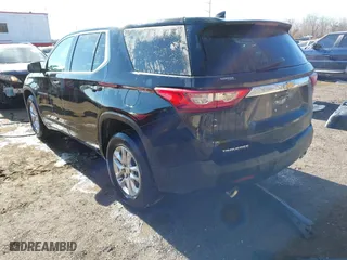 2020 Chevrolet Traverse LS with VIN 1GNERFKWXLJ100712, listed as a IAAI auction lot 41419480 with 59,815 mi miles. Bid and sale history available at carsss.com. Image 3.