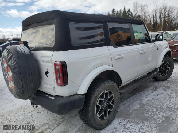 2021 Ford Bronco with VIN 1FMDE5DH7MLA63161, listed as a Copart auction lot 45179885 with 37,549 mi miles and Salvage Title. Bid and sale history available at carsss.com. Image 3.