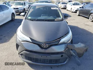 2021 Toyota C-HR LE z VIN NMTKHMBX8MR130564, wystawiony jako Copart lot #56711535 z przebiegiem 94 007 mil mil oraz Szkoda całkowita • Salvage title. Historia ofert i sprzedaży dostępna na DreamBid. Obrazek 5.