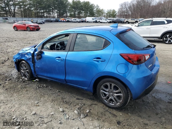 2020 Toyota Yaris Hatchback LE with VIN 3MYDLBJV1LY700720, listed as a Copart auction lot 48479675 with 31,926 mi miles and Salvage Title. Bid and sale history available at carsss.com. Image 2.