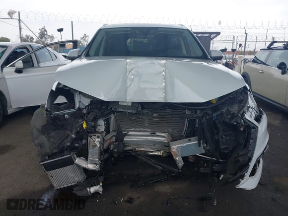 2022 Audi Q7 Premium Plus with VIN WA1LXBF75ND022305, listed as a IAAI auction lot 42169110 with 29,127 mi miles and . Bid and sale history available at DreamBid. Image 12.