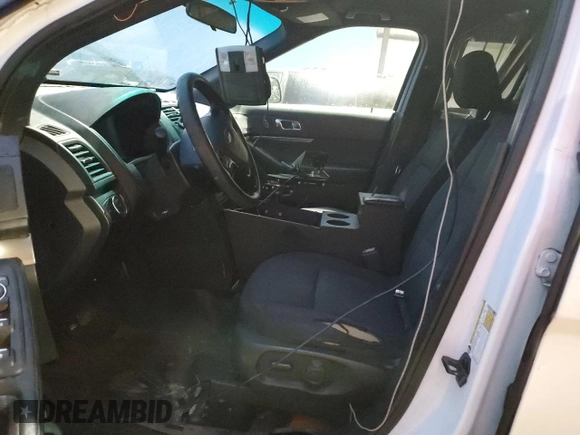2016 Ford Utility Police Interceptor with VIN 1FM5K8ARXGGD32942, listed as a Copart auction lot 83344034 with 102,355 mi miles and Salvage Title. Bid and sale history available at carsss.com. Image 7.